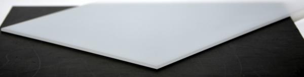 Acrylglasplatte weiß 3mm ca. 180x360mm Acrylglasplatte weiß 3mm ca. 180x360mm